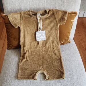 NWT Kate Quinn Terry Shorts Romper 18/24 Unisex